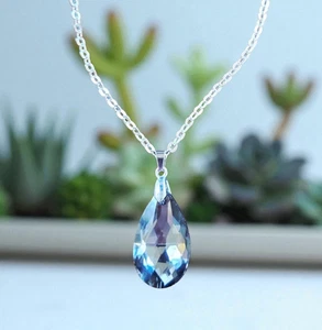 Collar Cristal Lágrima Gris - Elegante Colgante  - Imagen 1 de 3