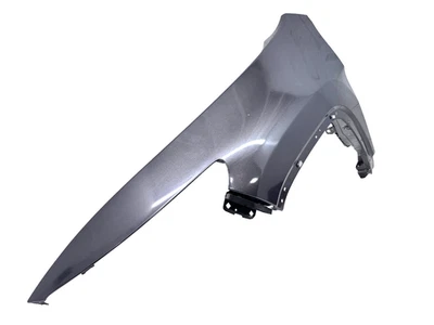 2014-2018 年 JEEP CHEROKEE 前左驱动侧挡泥板盖板原始设备制造商 PAU — 第 1/4 张图片