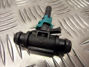 Honda CBR600RR caja de aire línea de combustible junta en T 2007 a 2012 - Imagen 1 de 3