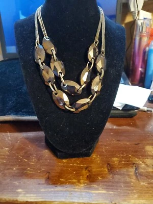 Collar Kenneth Cole Tonos de Ámbar Foto 1 de 4