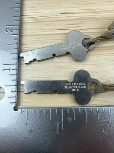 Eagle Lock Co Terryville Conn USA flach Skelett Schlüssel Match Paar Menge 2 - Bild 1 von 2