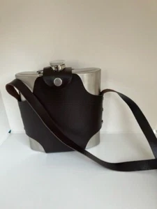 STAHLFLASCHE MIT LEDERGURT 18X17X4 FLACHMANN 1 LITER 1000 ML - Bild 1 von 4