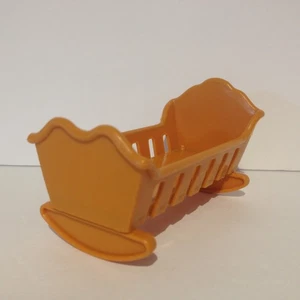 1973 Mattel Sunshine Family culla culla a dondolo plastica arancione VINTAGE casa delle bambole - Foto 1 di 9