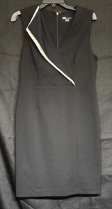 Atemberaubendes Tommy Hilfiger Kleid schwarz mit weißem Besatz ärmellos Größe 10 gebraucht, in einwandfreiem Zustand - Bild 1 von 3