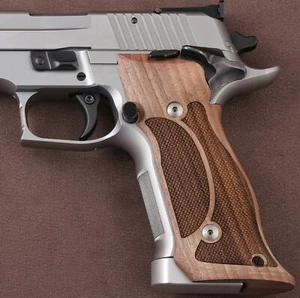 Impugnatura noce compatibile KSD Brand Sig Sauer X-Five P226 /SO /AL /Six /Six AL - Foto 1 di 2