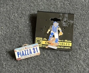 MLB Mike Piazza New York Mets Vintage Pin Set Of 2 Lapel Pins License Plate - Picture 1 of 3