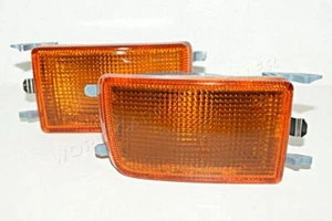 VW Golf III Jetta Mk3 1993-98 Bumper Turn Signals Amber - Picture 1 of 2