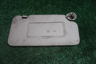 Parasol derecho Honda Fit 2016 2017 2018 lado del pasajero OEM 1 pieza Foto 1 de 4