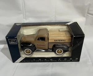1948 FORD TAN TRUCK LIBERTY CLASSICS DIECAST 1:24 - Picture 1 of 2