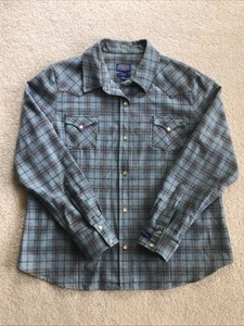 VTG Pendleton 100% Pure Virgin Wool Plaid Pearl Snap Fitted Shirt Mens XL USA - Picture 1 of 7