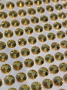 252 Selbstklebende 6mm Strasssteine Glitzersteine Niete Bordüre Basteln Gold - Bild 1 von 1