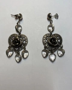 Vintage Silver Tone Heart Flower Dangle Pierced Earrings 2 1/2 inch - Picture 1 of 3