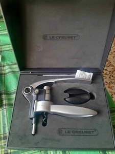le creuset cavatappi alluminio aperto mai usato - Foto 1 di 3