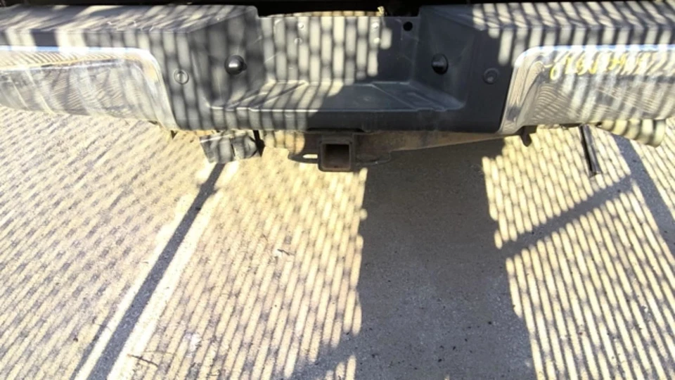 Exhaust Fluid Tank Fits 11-16 FORD F250SD PICKUP 5225300 Foto 1 de 4