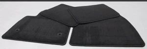 84470287 OEM Jet Black Cadillac XT5 4-Piece Carpet Floor Mat Set  - Brand New - Picture 1 of 4