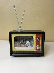 Martha Stewart Christmas Holiday Musical Animated Television TV w Moving Train - Picture 1 of 6