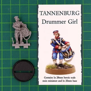 Tannenburg Fusiliers Drummer Girl #71337 Galaxy's Finest Victoria Miniatures - Picture 1 of 5