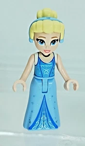 LEGO Disney Figura Cenicienta dis152 en conjunto falda 43246 - Imagen 1 de 4