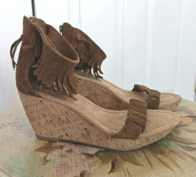 MINNETONKA NICKI CUERO GAMUZA FLECOS SANDALIAS GLADIADOR CUÑA CORCHO Mujer 7 Cremallera  Foto 1 de 4