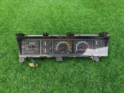 Nissan Datsun Bluebird Máxima 910 Velocímetro Cluster Medidor USADO Foto 1 de 4