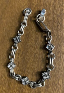 Vintage Silver Tone Rhinestone Link Bracelet 7" - Picture 1 of 2