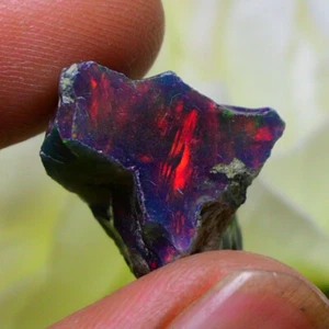 Schwarzopal grob 10,75 Karat, geräucherter äthiopischer Welo Opal grob, Feueropal roh - Bild 1 von 8