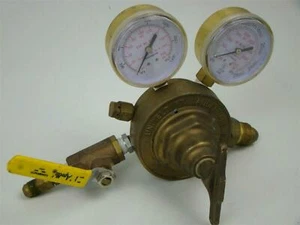 Uniweld Oxygen Regulator Gauge RV8010 - Picture 1 of 9