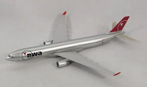 SkyMarks 1/200 Northwest Airlines Model Airplane N802NW - Picture 1 of 12