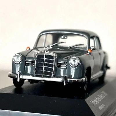MINICHAMPS Mercedes-Benz 180 1/43 Scale Diecast Model Car Collector Miniature - Image 1 of 4