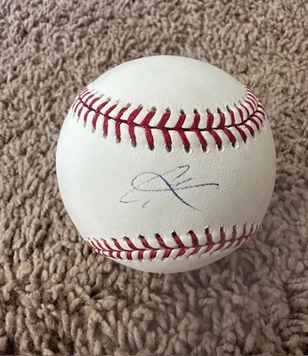 Béisbol ROMLB firmado autografiado por Corey Kluber Cleveland Indians Foto 1 de 2
