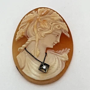 ANTIGUO CAMEO SEÑORA TALLADO A MANO ORO BLANCO 14KT Y DIAMANTE CAPARAZÓN SUELTO 41MM X 31MM - Imagen 1 de 4