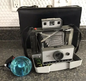 Cámara terrestre Polaroid automática 320 vintage con flash y estuche - Imagen 1 de 12