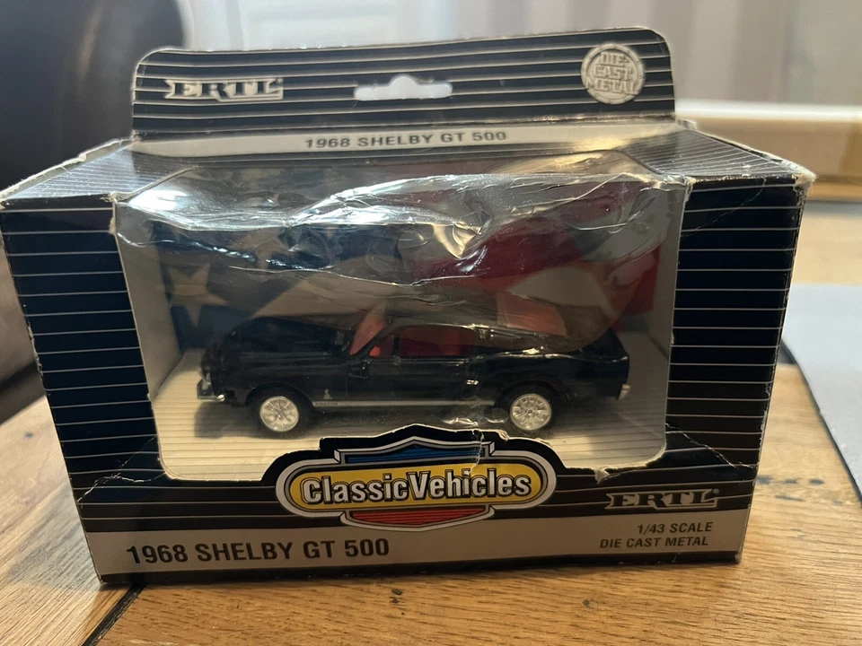 Diecast 1/43 Ford Shelby GT500 Classic Vehicles ERTL - Image 1 of 1