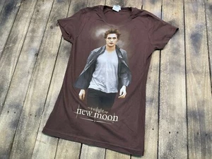 fits adult XS * TWILIGHT movie t shirt * edward the saga vtg * ET8 - Picture 1 of 3
