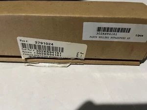 Kyocera 302KS94161 Roller2 BypassFeed - Picture 1 of 1
