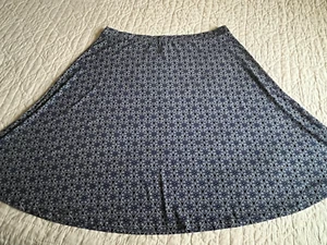 George XXL 20 George Blue Medallion Print Flare Poly Spandex Knit Skirt - Picture 1 of 4