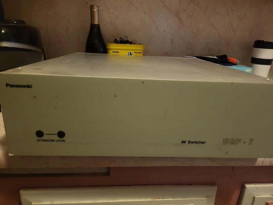 Sony Original Interface Video Switcher 银色 — 第 1/2 张图片