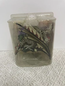 McFarlanes Dragons The Fall of the Dragon Kingdom Water Dragon NUEVO EN CAJA **LEER** - Imagen 1 de 6