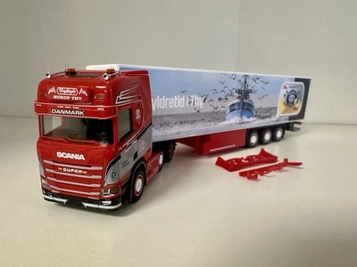 Herpa Scania CR20HD Kühlkoffer Sattelzug „Christensen / Hurup Thy“ MHT Edition - Bild 1 von 4
