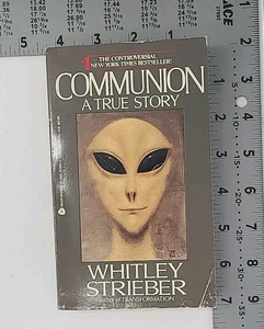 Communion: A True Story by Whitley Strieber 1988 UFO Aliens Vintage Paperback - Picture 1 of 9