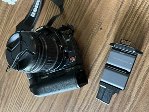 Canon EOS Rebel XTi DS126151 Digital SLR Camera w/ EFS 18-55mm Lens  BatteryGrip - Picture 1 of 12