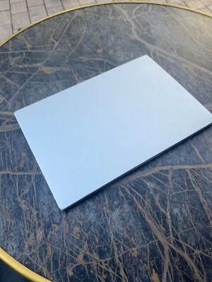 Xiaomi Mi Notebook Air 13.3" - Intel Core i5 7200u - 8/256 GB - Immagine 1 di 4