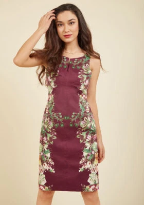 Vestido Modcloth Of the Garland Variety Nuevo sin Etiquetas XS Exclusivo Borgoña Floral Funda  Foto 1 de 4