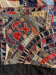 Antique crazy quilt Signed & dated 1928 - Picture 1 of 20
