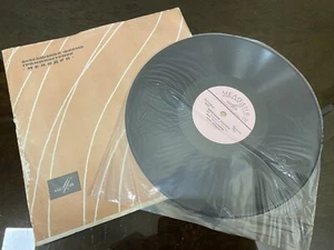 Gramofon Record - Maya Kristalinskaya - Kak Znatʹ / Telefonnyy Razgovor, 1967's - Imagen 1 de 9
