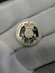 1983 UK 20p ULTRA CAMEO UNC COIN, VERY RARE AND EXTREMELY SCARCE - Picture 1 of 2