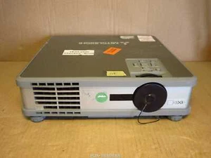 Projecteur Mitsubishi SL6U SVGA 3LCD 1700 LUMENS - Sans télécommande - TESTÉ OK - Photo 1/4