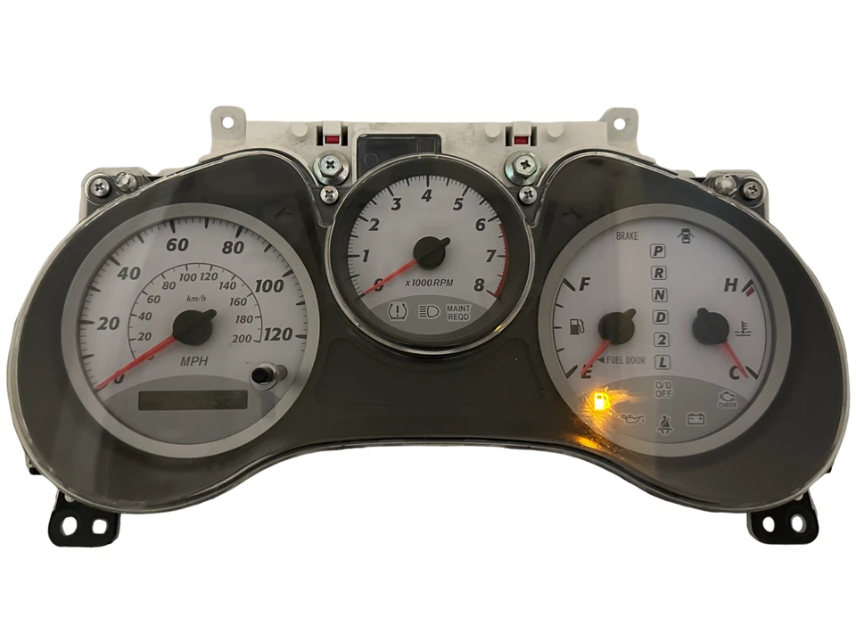 Speedometer Instrument Cluster Dash Panel 2004 & 05 Toyota Rav4 140,522 Miles - Image 1 of 3