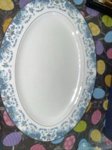 Blue Madeira (Discontinued) pattern by Lynnbrooke -Oval Plater - Picture 1 of 7
