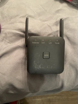 2025 Fastest WiFi Extender Signal Booster - Image 1 of 4
